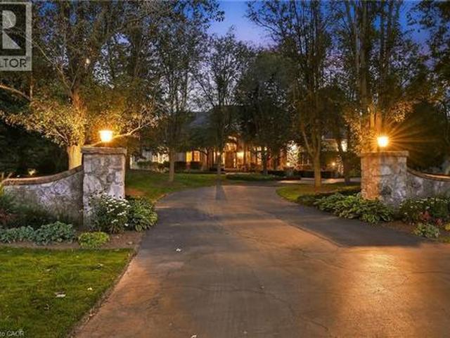 18 Blackberry Place, Hamilton, ON, L0R 1H2 house for sale | Listing ID 40866 | Royal LePage