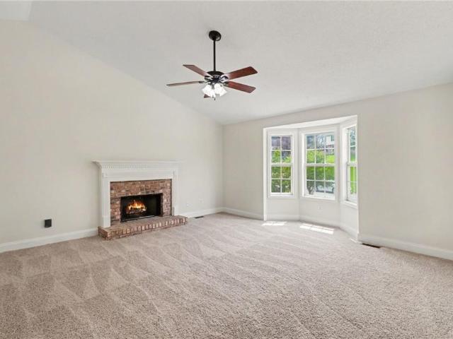 18 Broadlands Drive