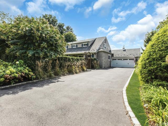 18 Briarcliff Place