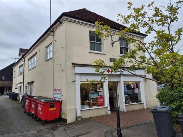 18 Bridge Street, Godalming GU7 2 bed apartment to rent £1,300 pcm £300 pw