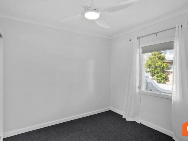 18 Buchanan Street, Merewether NSW 2291