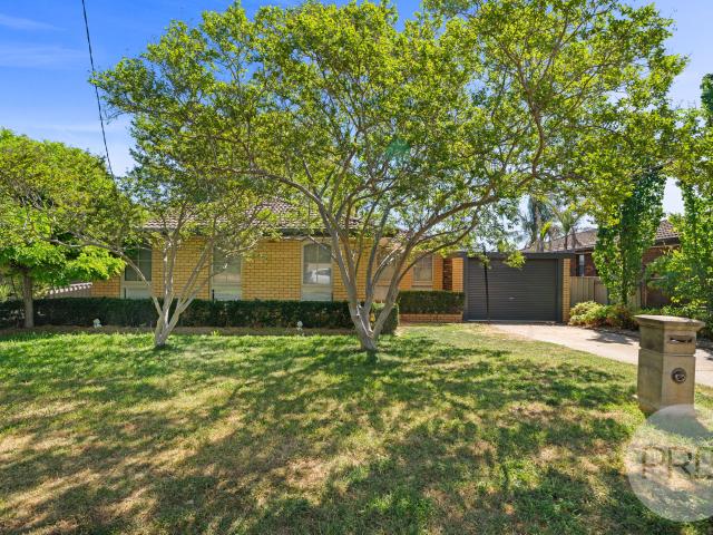 18 Buchhorn St, Tolland, NSW 2650