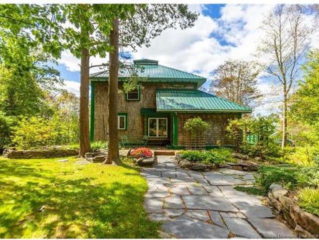 18 Campbell'S Hill, Sackville, NB, E4L 3R7 house for sale | Listing ID NB147353 | Royal LePage