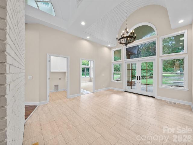 18 Carriage Park Way