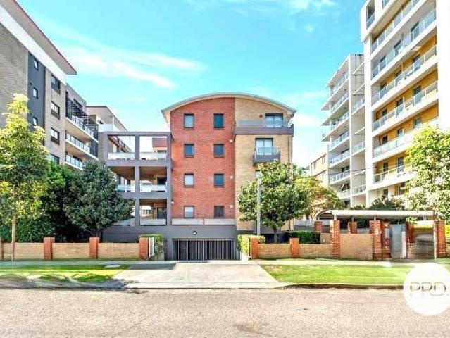 1/8 Castlereagh Street, LIVERPOOL NSW 2170