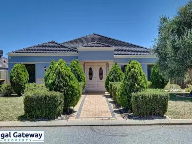 18 Cathedral Link, Aubin Grove, WA 6164