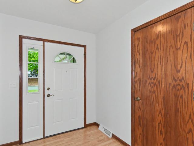 18 Cedar Ln