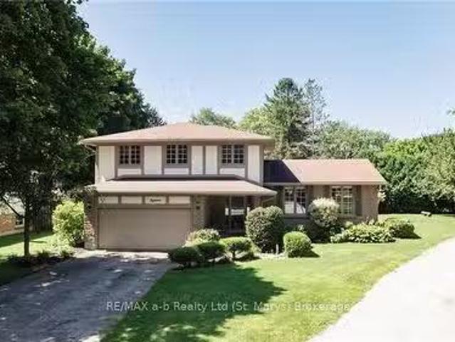 18 Conway Court, Zorra Thamesford, ON, N0M 2M0 house for s.