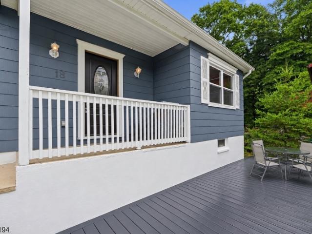 18 Coolidge Trl