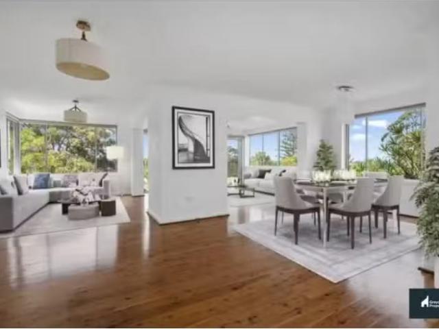 18 Cooper Cl, BEACON HILL House for rent Listed by Kiyah Palm.