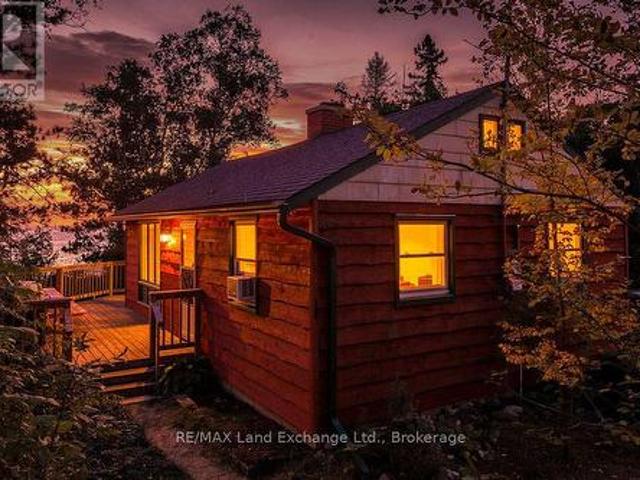 18 Cottage Park Road, Saugeen Shores, ON, N0H 2C0 house for sale | Listing ID X13778 | Royal LePage