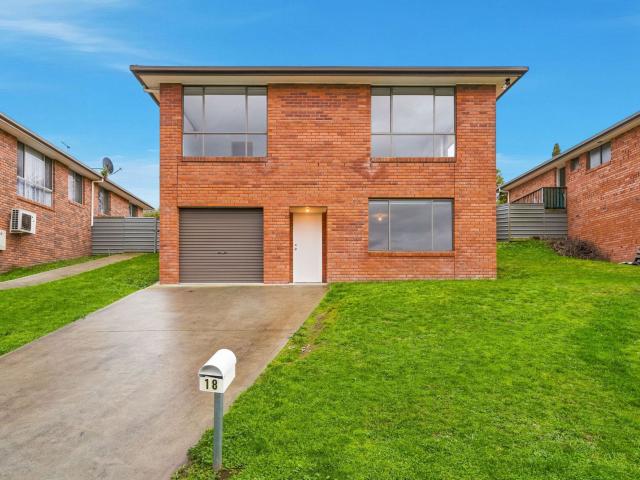 18 craw st, new norfolk