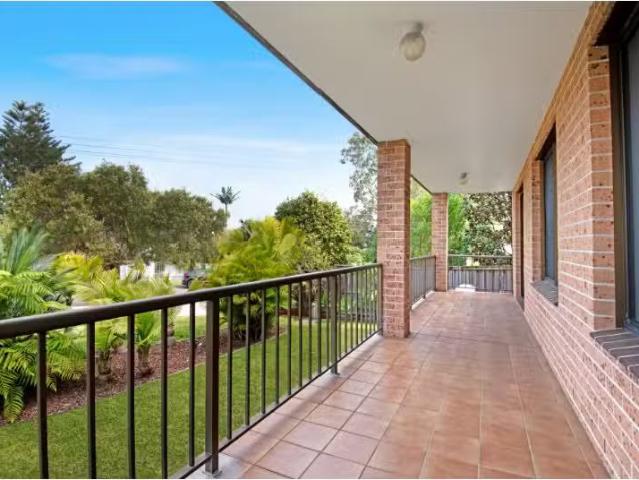 18 Cumberland Avenue, COLLAROY Townhouse for rent Listed by J.