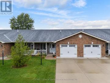 House for sale in Huron - Fireplace