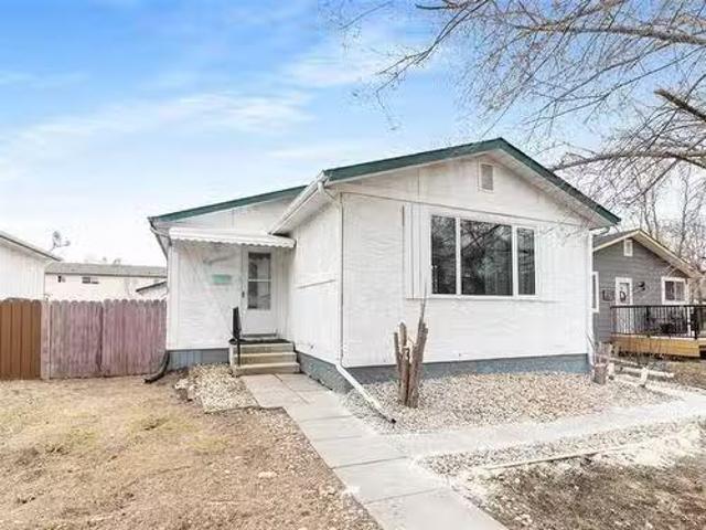 18 Dorge Dr, Winnipeg, MB, R3V 1M4 house for sale Listing I.