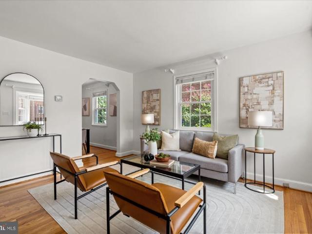 18 E Myrtle Street # 1/2
