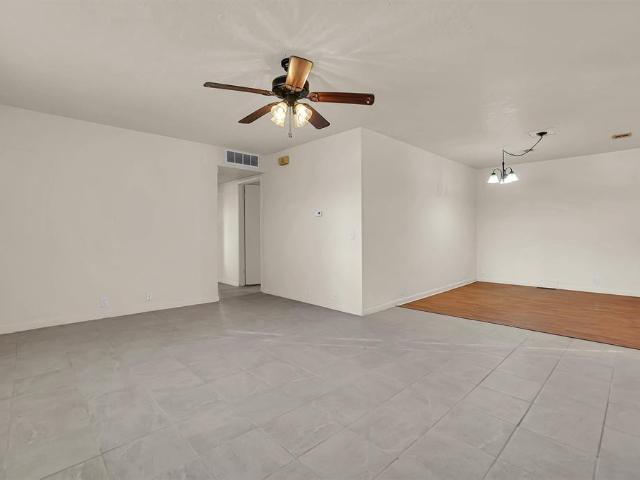 18 E Anchor Drive
