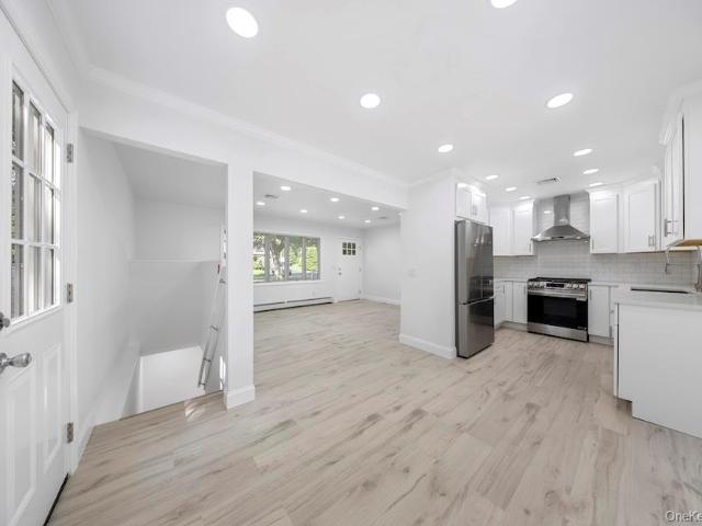 18 easterly road