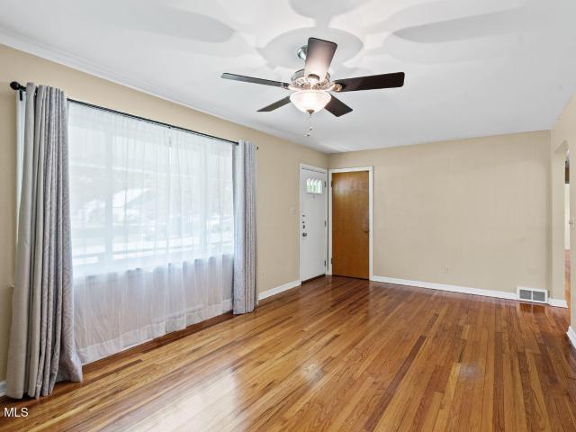 18 Edmel Road