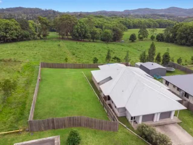 1/8 Esther Place, NAMBOUR, QLD 4560 House for Rent