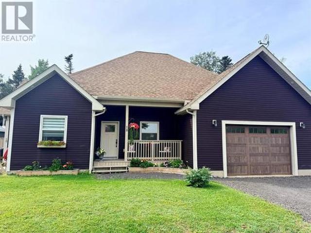 18 Evergreen Crescent, Springdale, NL, A0J 1T0 house for sale | Listing ID 1302 | Royal LePage