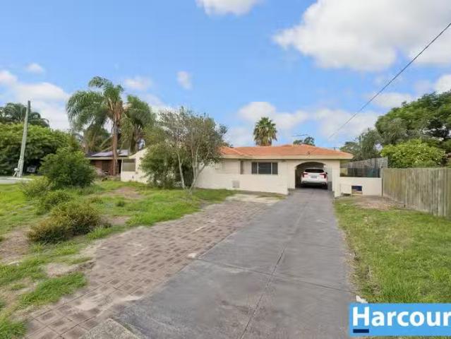 18 Fagence Way, THORNLIE, WA 6108 House for Rent