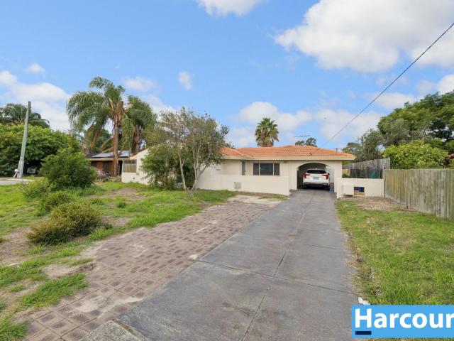 18 Fagence Way, THORNLIE, WA 6108