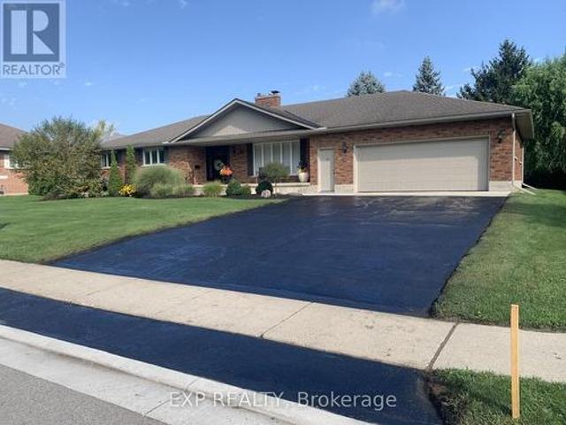 18 Fath Avenue, Aylmer, ON, N5H 1V8 house for sale | Listing ID X13737 | Royal LePage