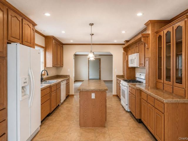 18 forsythia Drive