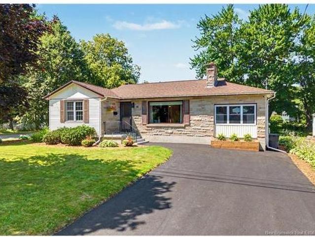 18 Floral Ave, Fredericton, NB, E3A 1K7 house for sale | Listing ID NB144552 | Royal LePage