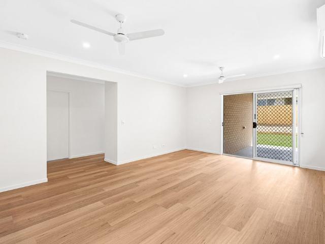 18 Gower Street, White Rock QLD 4306