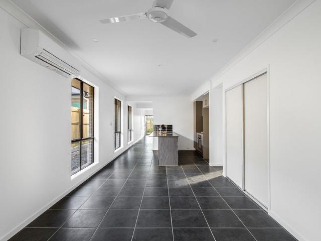 18 Gumtree Crescent, Ripley