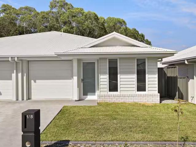 1/8 Guardsman Grove, Lochinvar, NSW 2320