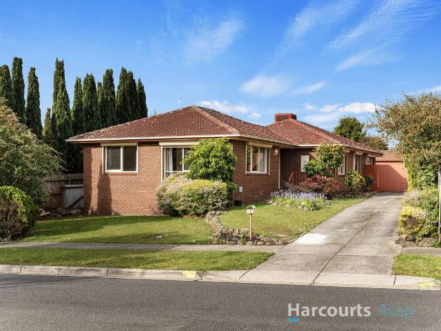 18 Haverstock Hill Close, Endeavour Hills, VIC 3802