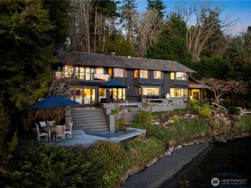 18 Holly Ln, Mercer Island, WA 98040 | MLS #2522