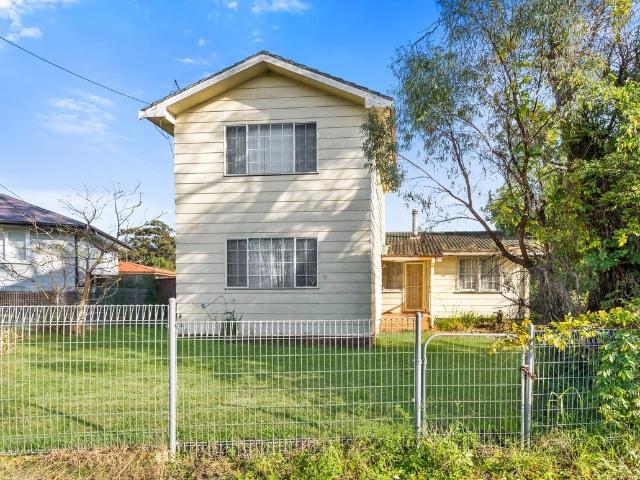 18 Karoola Street, Busby, NSW 2168 House for Rent Ray White Green Valley Real Estate Agency
