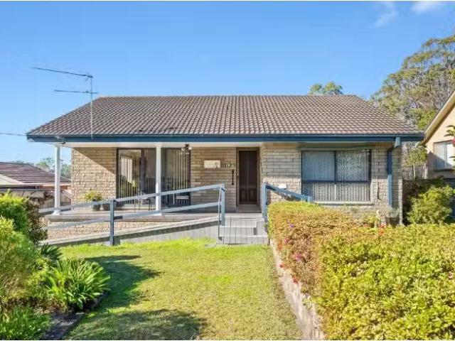 18 Keightley Street, MORUYA House for rent Listed by R&h Leas.