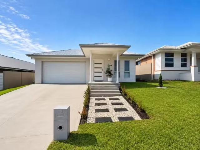 18 Kelso St, North Rothbury House for rent Listed by of Lindy.