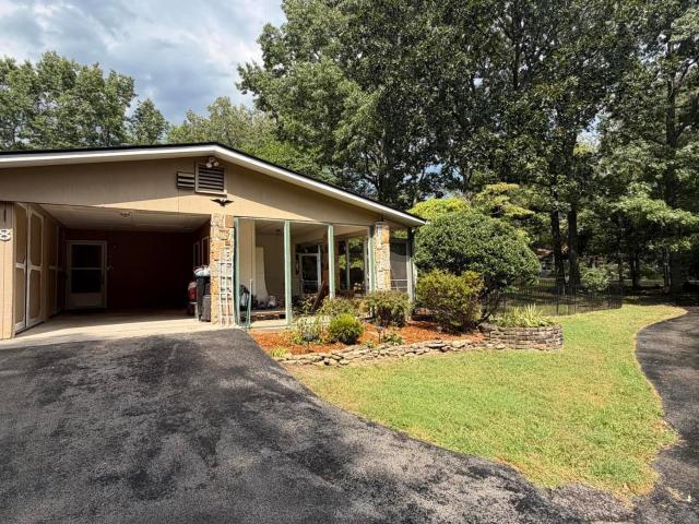 18 Lake Forest Lane