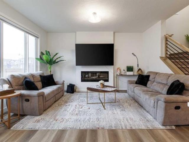 18 Legacy Reach Park Se, Calgary, AB, T2X 5C5 house for sale | Listing ID A2331 | Royal LePage