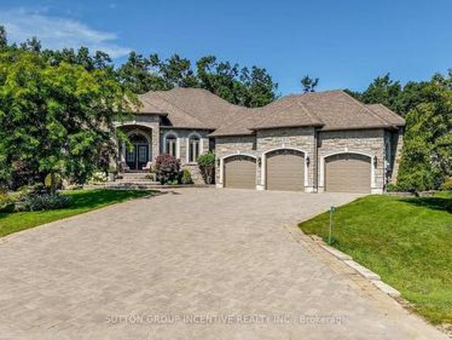 18 Lloyd Cook Drive W, Springwater, ON, L4M 4S4 house for sale | Listing ID S13672 | Royal LePage