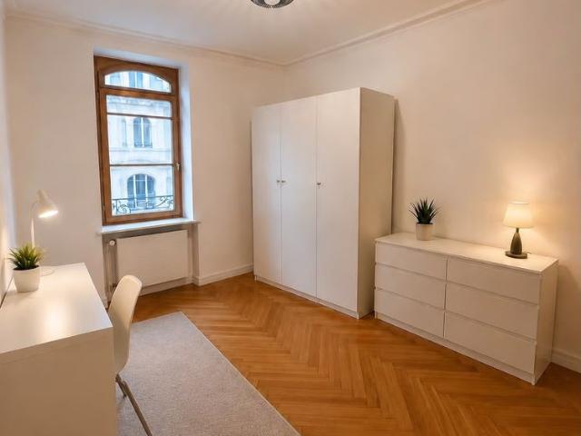 18 m²