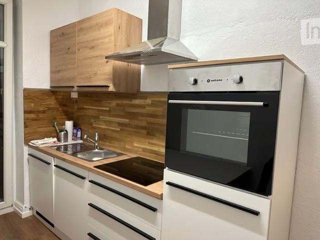 18 m²