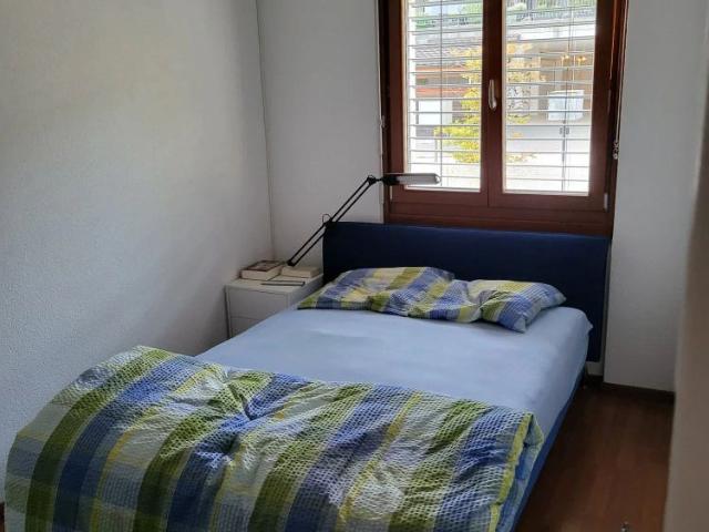 18 m²