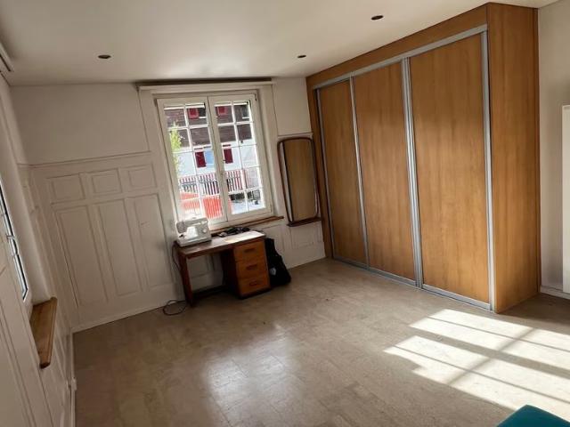 18 m²