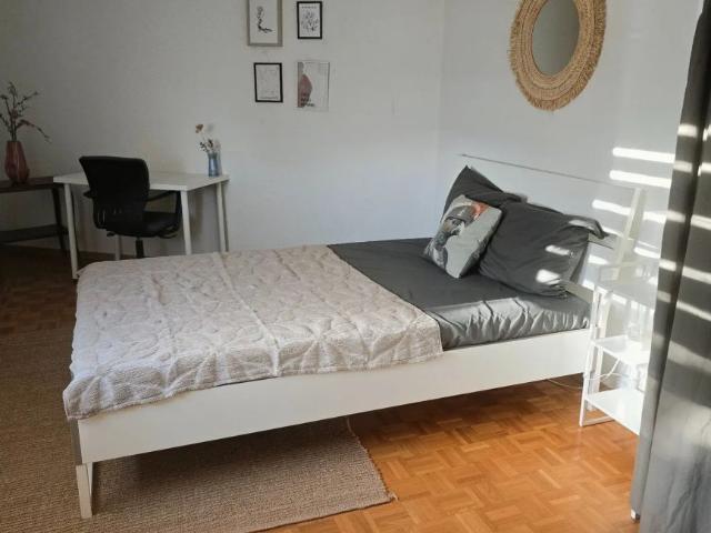 18 m²