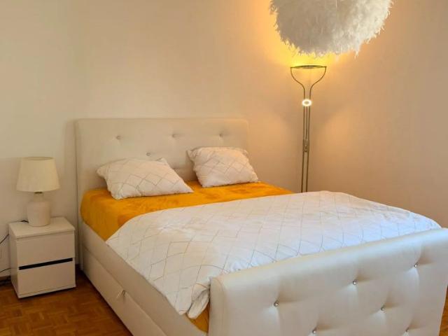 18 m²