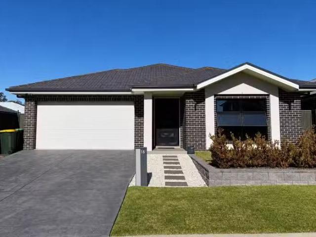 18 Mc Gregor Way, Spring Farm House for rent Listed by Michae.