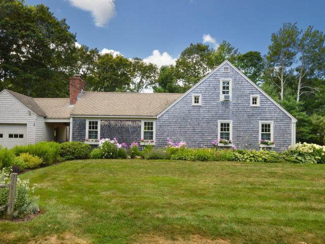 18 Manor Drive