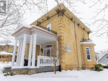 Oxford, Ontario - Fireplace, Cellar